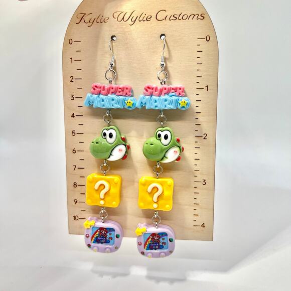 Mario Earrings - Chain Earrings - Yoshi Earrings - Gamer Accessories Gifts - Picture 8 of 8